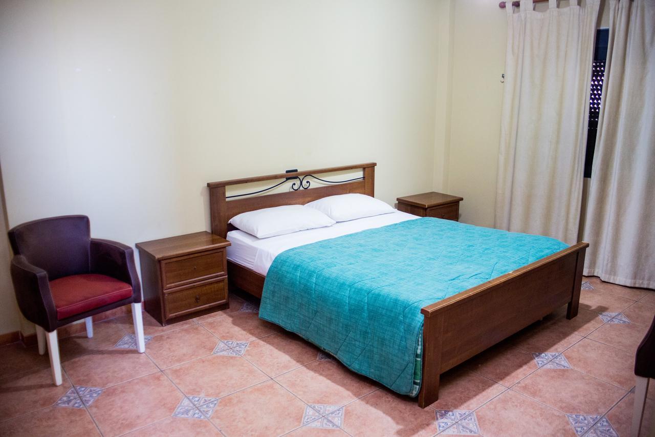 Hotel La Quercia Durres Luaran gambar
